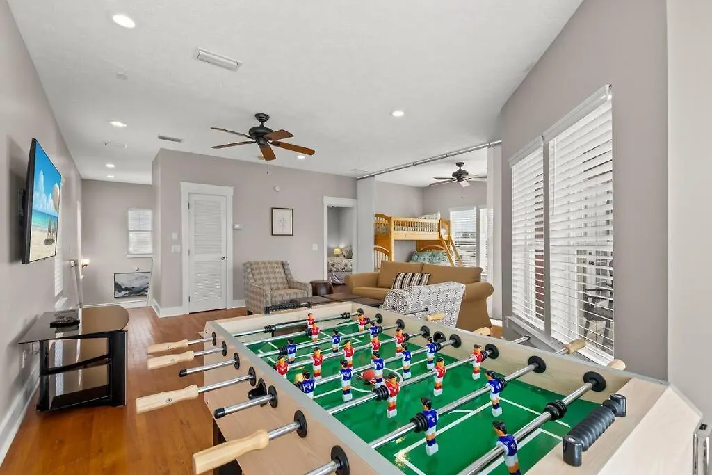 Holiday home Seas The Day: Luxury Villa with Private Pool and Complimentary Amenities Panama City Beach United States