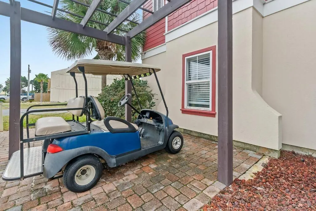 Holiday home Seas The Day: Luxury Villa with Private Pool and Complimentary Amenities Panama City Beach
