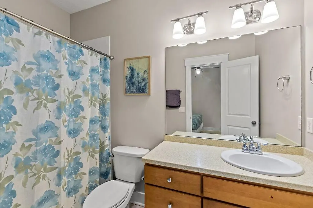 Seas The Day: Luxury Villa with Private Pool and Complimentary Amenities Panama City Beach