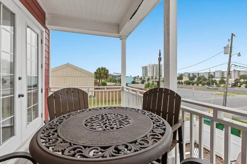 Seas The Day: Luxury Villa with Private Pool and Complimentary Amenities Panama City Beach Holiday home