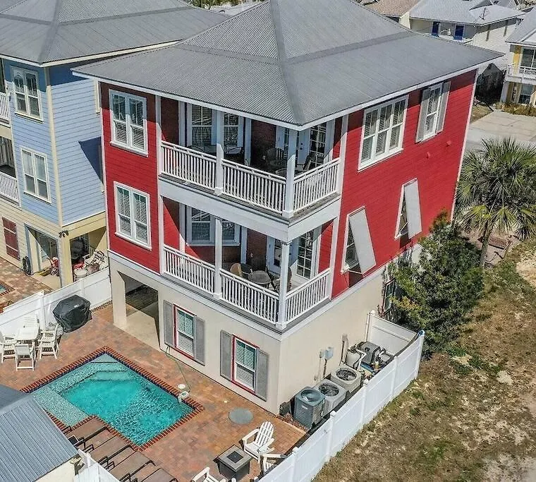 Seas The Day: Luxury Villa with Private Pool and Complimentary Amenities Panama City Beach Holiday home