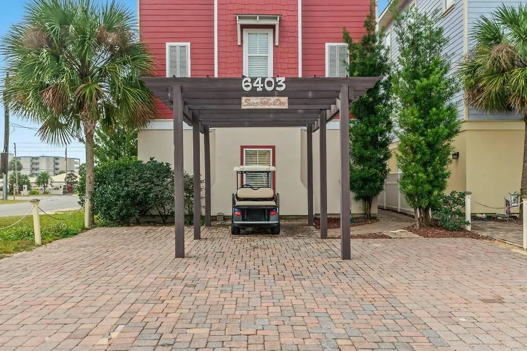 Holiday home Seas The Day: Luxury Villa with Private Pool and Complimentary Amenities Panama City Beach